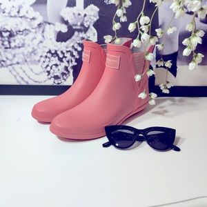 London Fog pink light